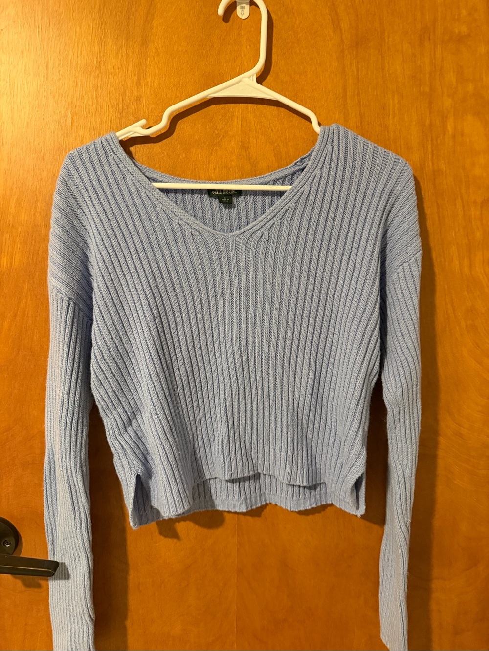 Perrywinkle Ribbed V‑Neck Pullover Sweater